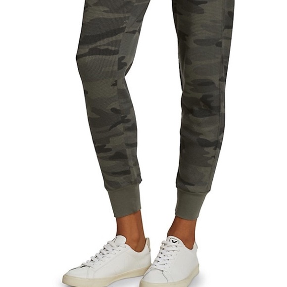 SPLENDID Camo Printed Thermal Joggers Pants Olive - Picture 6 of 7
